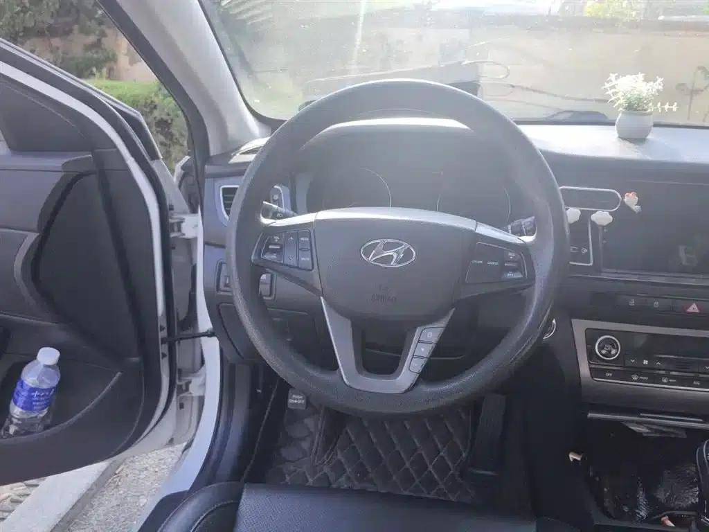 2014 Mistra 1.8L Automatic Intelligent GLS — миниатюра 3