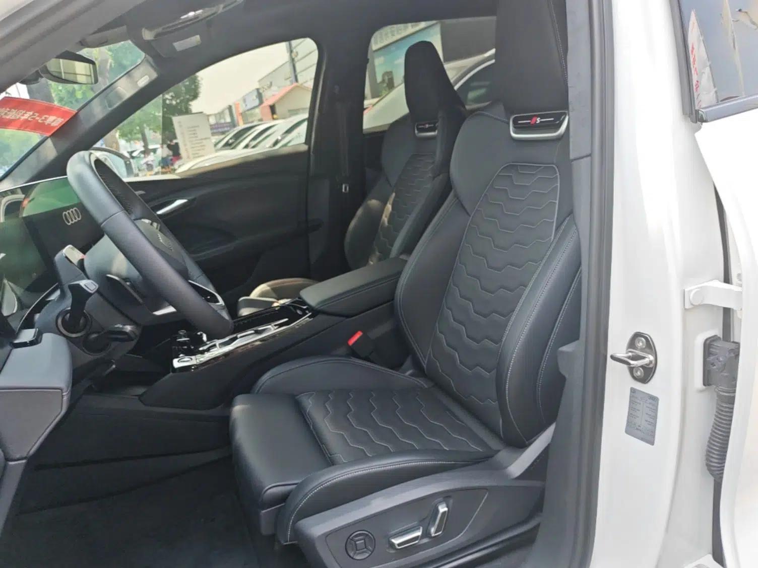 Audi Q6L e-tron 2026 First Launch Navigation Edition — миниатюра 18