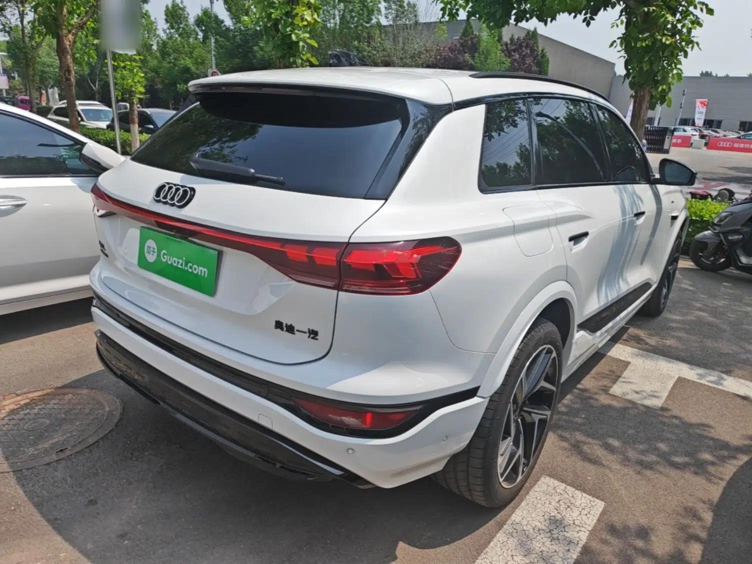 Audi Q6L e-tron 2026 First Launch Navigation Edition — миниатюра 6