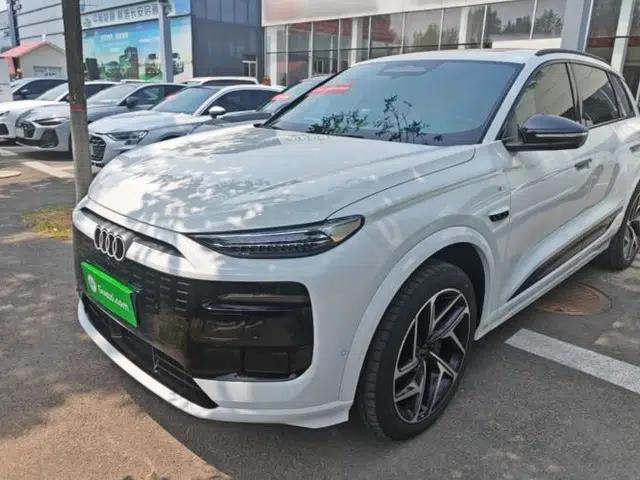 Audi Q6L e-tron 2026 First Launch Navigation Edition