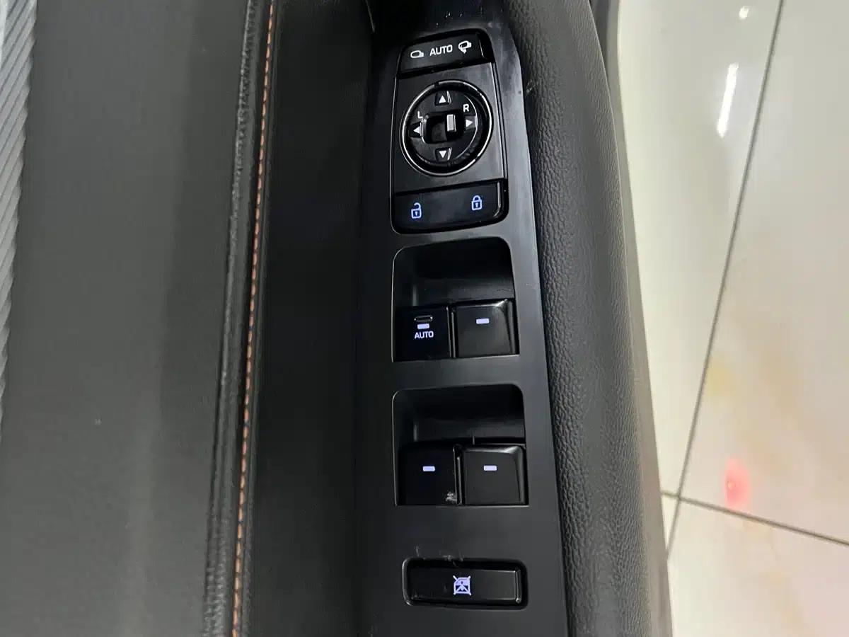 Sonata 2015 1.6T GLS Smart — миниатюра 20