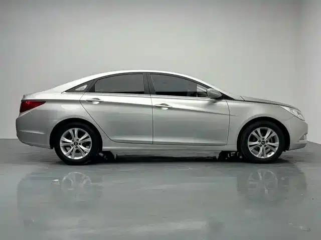 Sonata 2011 2.0L Automatic Fashion Edition — миниатюра 7