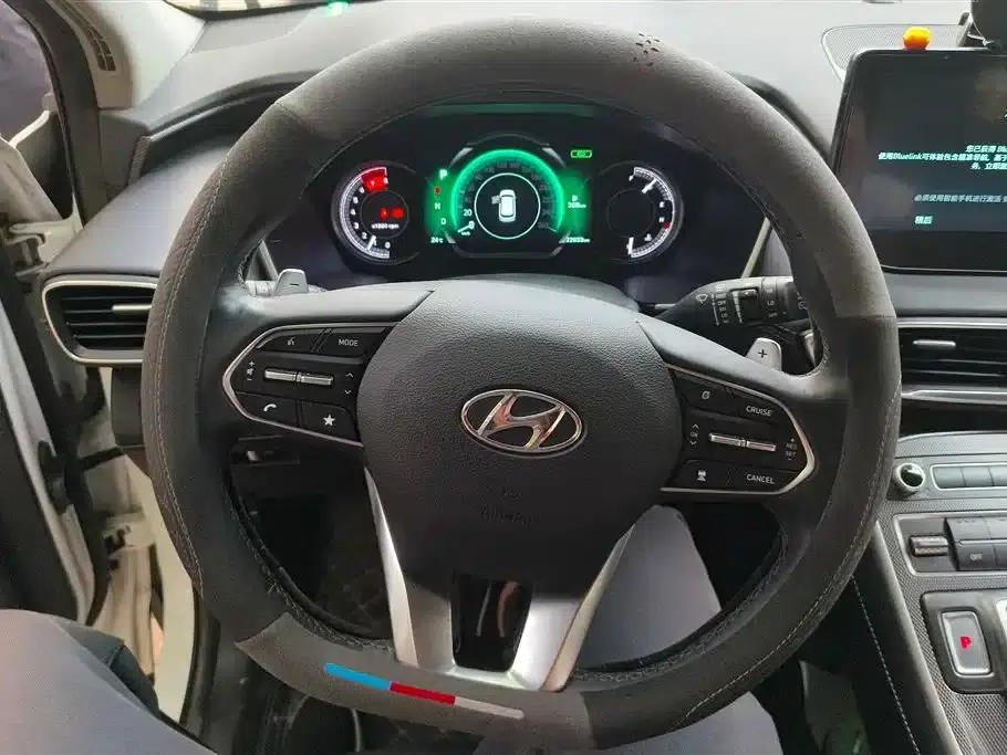 Santa Fe 2023 Traveler 380T GDi Automatic 4WD LUX HTRAC Premium Edition — миниатюра 15