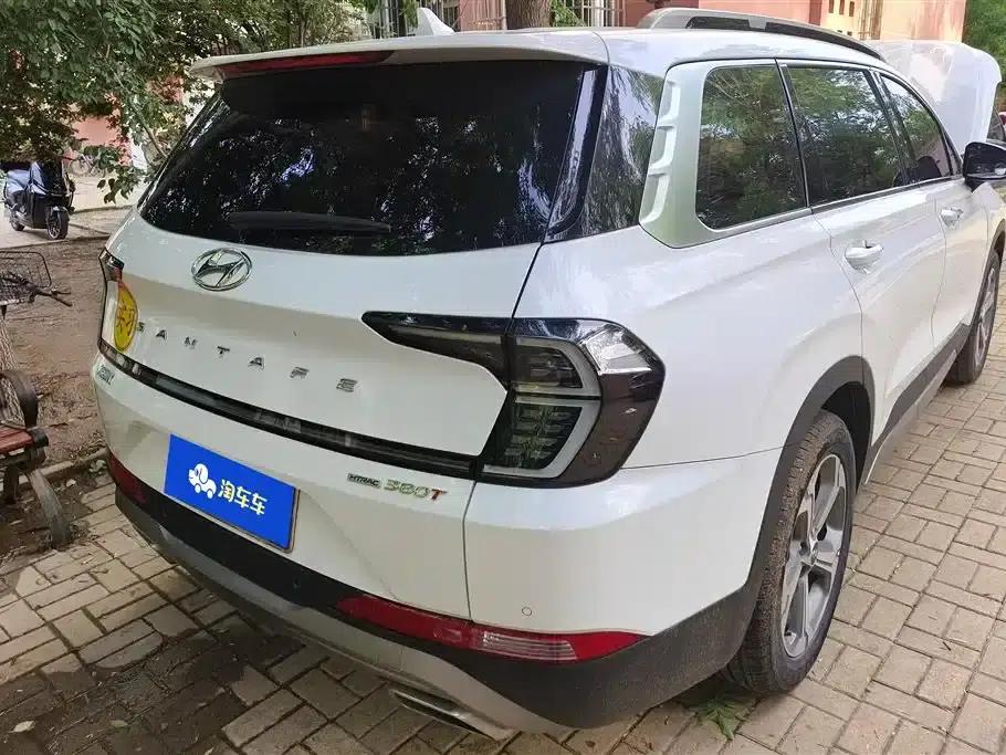 Santa Fe 2023 Traveler 380T GDi Automatic 4WD LUX HTRAC Premium Edition — миниатюра 3