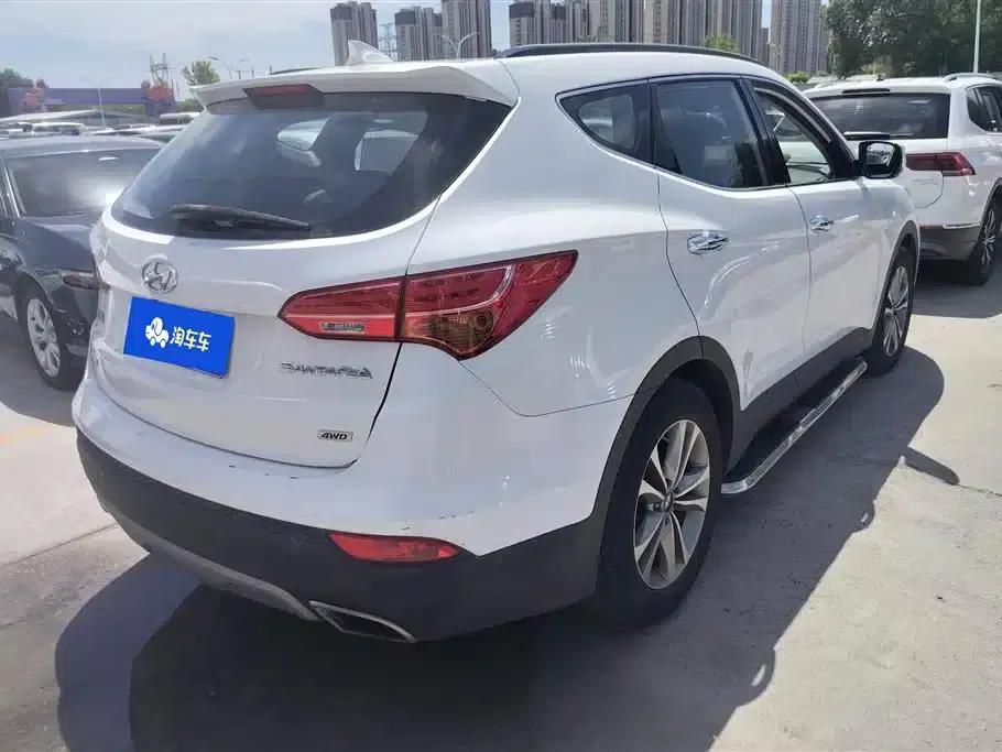 Santa Fe 2015 2.0T Automatic 4WD Intelligent 7-Seater — миниатюра 3