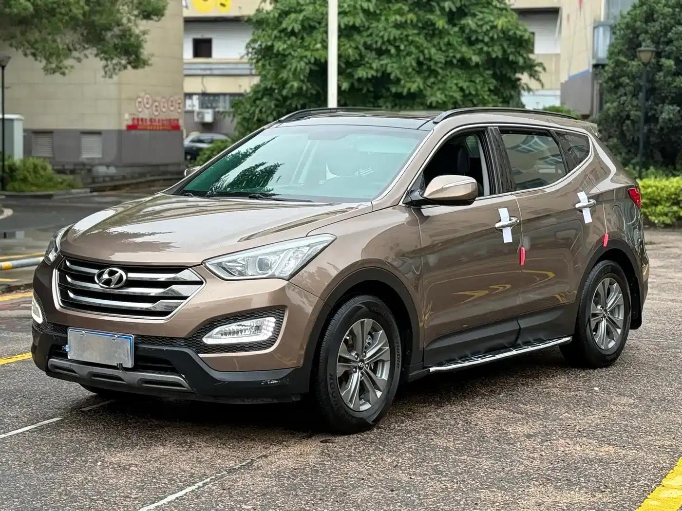 Santa Fe 2015 2.4L Automatic 2WD Smart 5-Seater — миниатюра 1