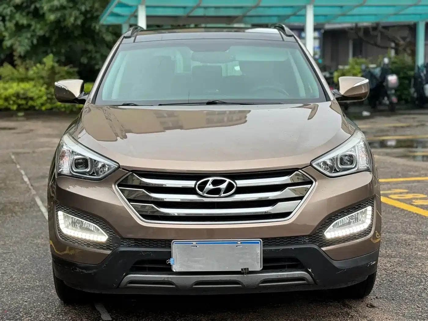 Santa Fe 2015 2.4L Automatic 2WD Smart 5-Seater — миниатюра 2
