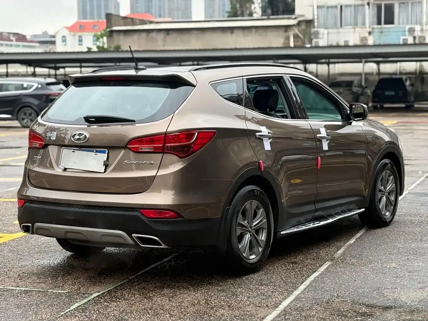 Santa Fe 2015 2.4L Automatic 2WD Smart 5-Seater — миниатюра 9