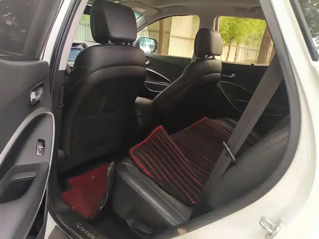 Santa Fe 2015 2.0T Automatic 2WD Smart 5-Seater — миниатюра 24