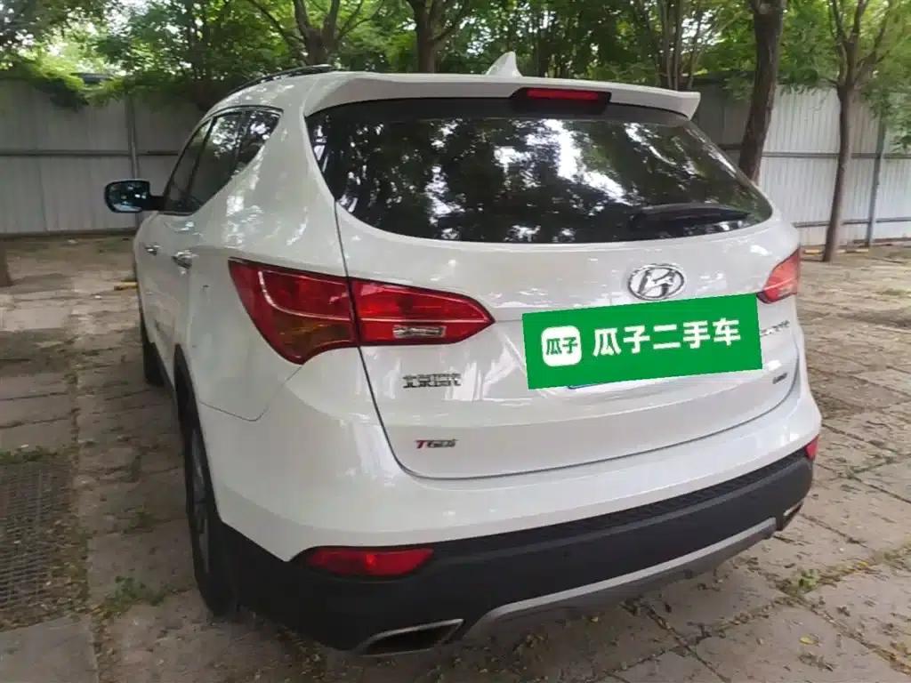 Santa Fe 2015 2.0T Automatic 2WD Smart 5-Seater — миниатюра 9