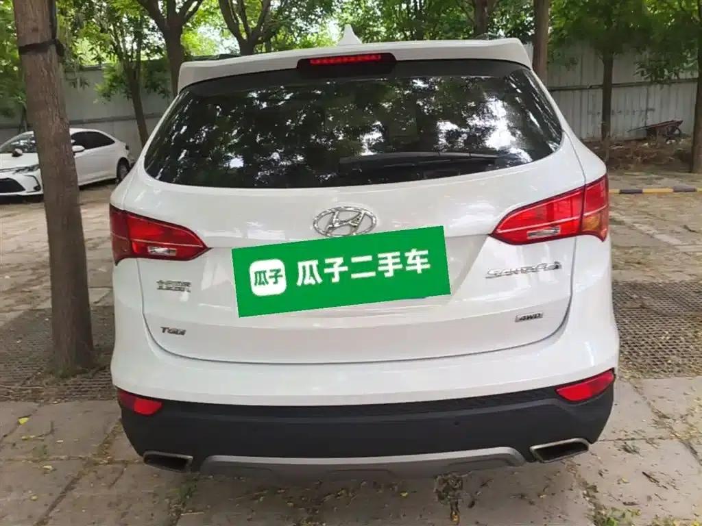 Santa Fe 2015 2.0T Automatic 2WD Smart 5-Seater — миниатюра 10