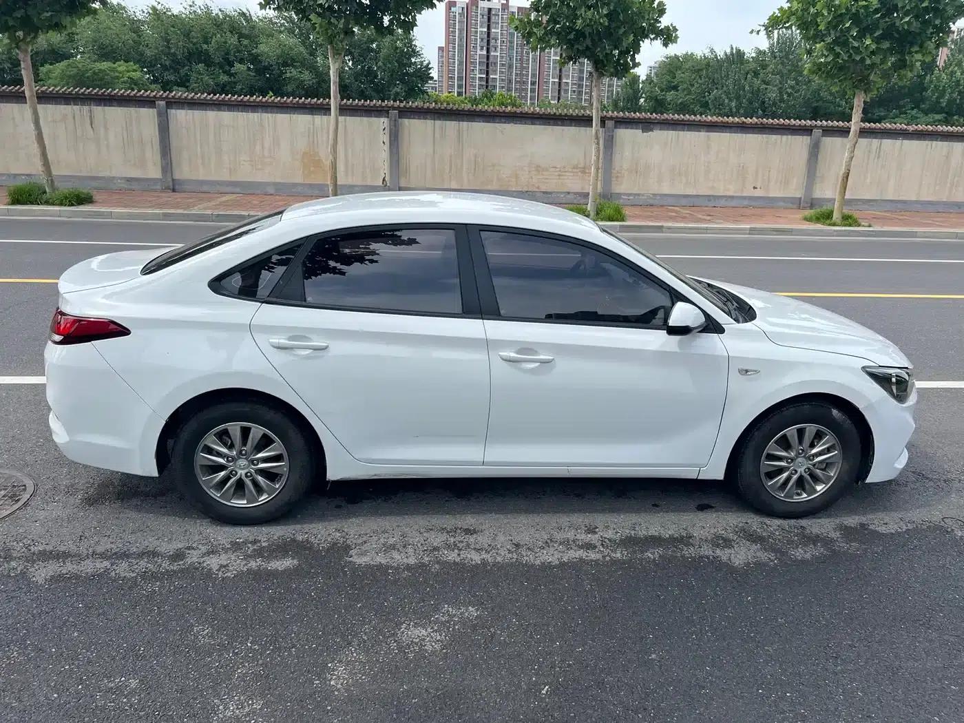 Hyundai Elantra 2017 1.6L Automatic Value Edition GLS — миниатюра 19