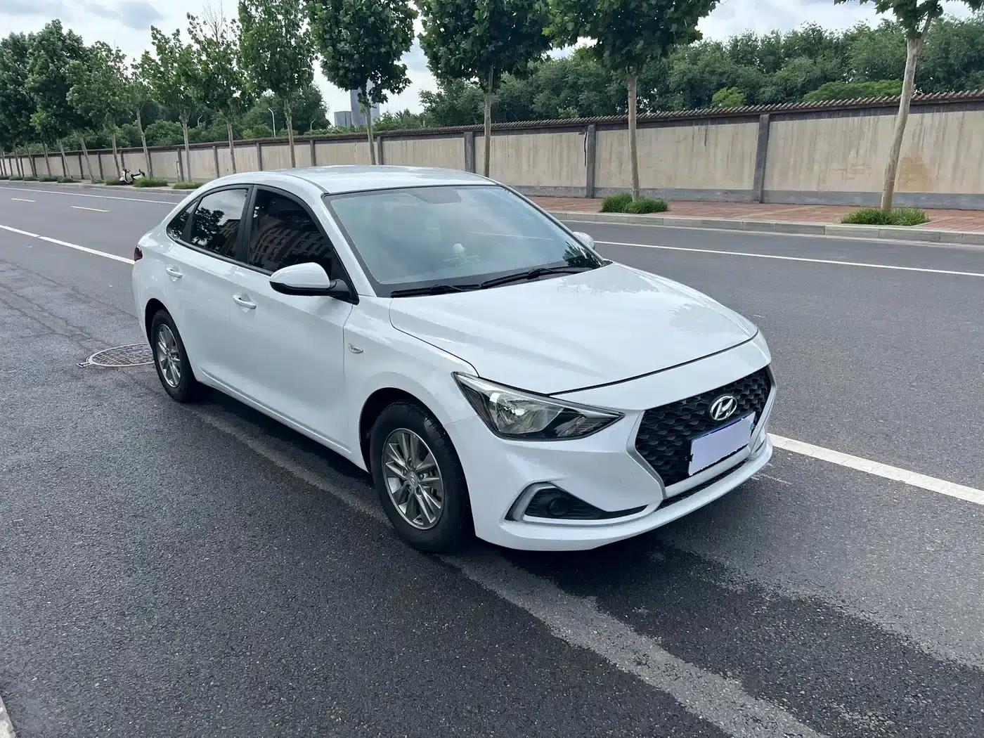 Hyundai Elantra 2017 1.6L Automatic Value Edition GLS — миниатюра 3