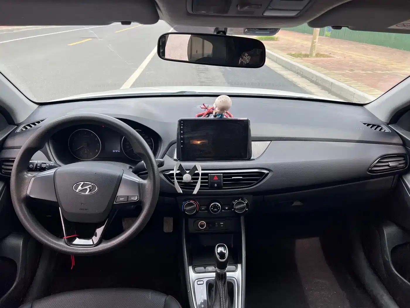 Hyundai Elantra 2017 1.6L Automatic Value Edition GLS — миниатюра 9