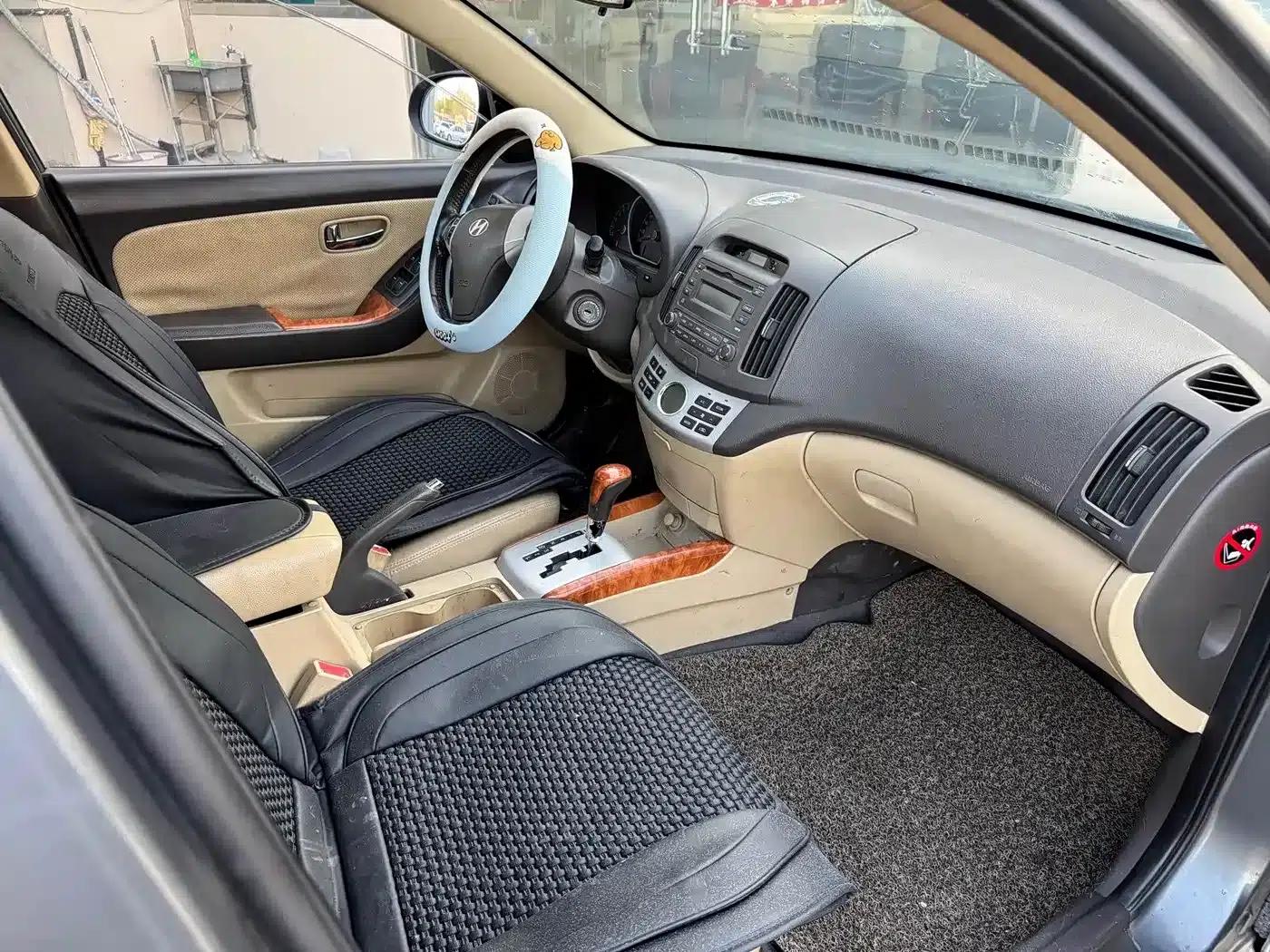 Hyundai Elantra 2010 1.6L AT GL — миниатюра 16