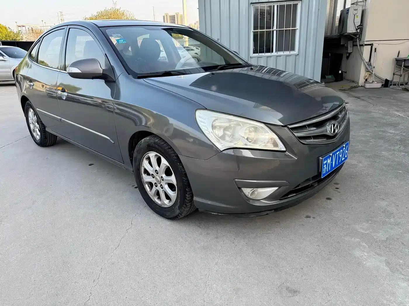 Hyundai Elantra 2010 1.6L AT GL — миниатюра 17