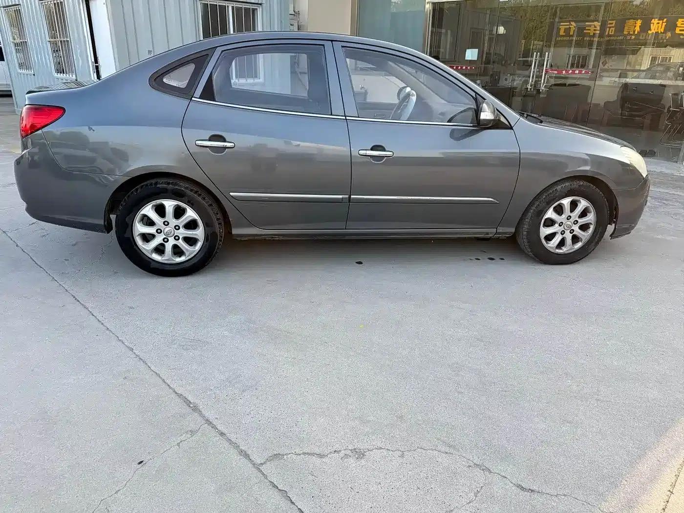 Hyundai Elantra 2010 1.6L AT GL — миниатюра 18