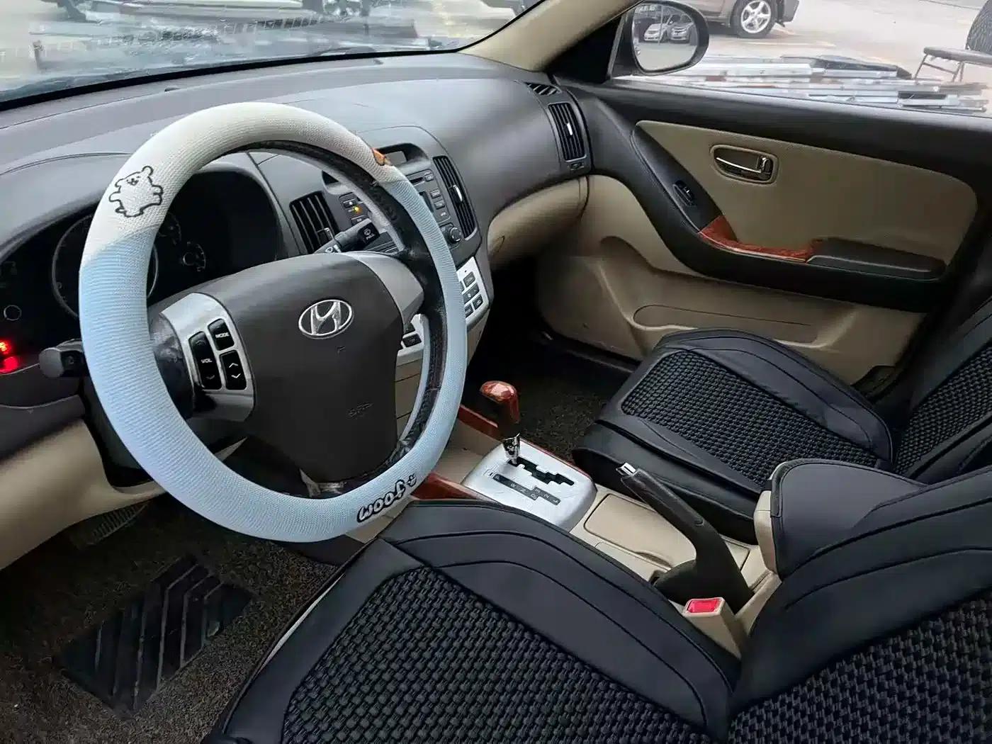 Hyundai Elantra 2010 1.6L AT GL — миниатюра 7