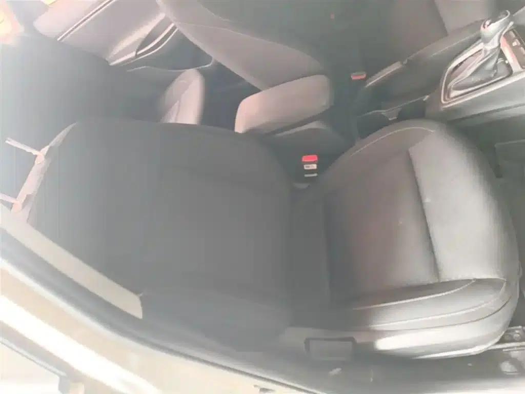 Hyundai Elantra 2020 1.6L Automatic GL Edition — миниатюра 25