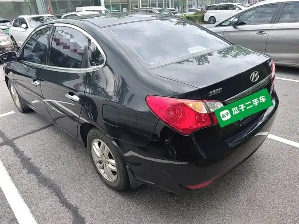 Hyundai Elantra 2011 1.6L Automatic Comfort Model — миниатюра 5