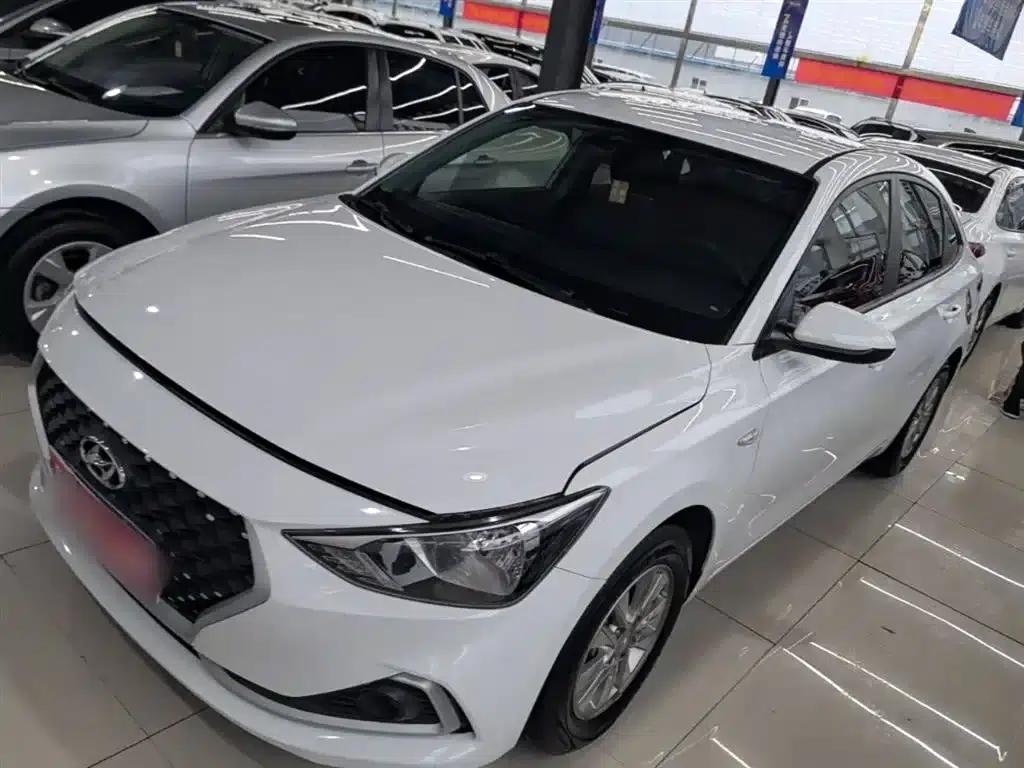 Hyundai Elantra 2018 1.6L Automatic GL (National VI Emission Standard) — миниатюра 2
