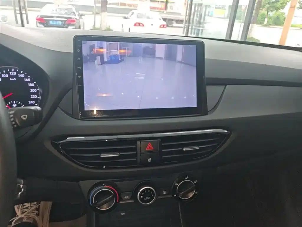 Hyundai Elantra 2020 1.6L Automatic GL Edition — миниатюра 13