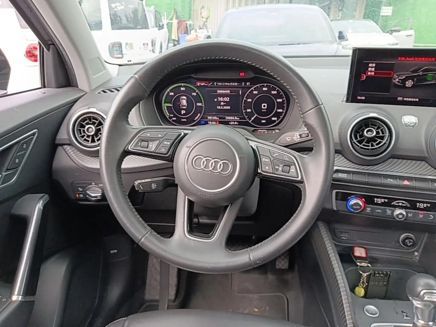 Audi Q2L e-tron 2019 Q2L e-tron Pure Electric Smart Enjoyment Model — миниатюра 13