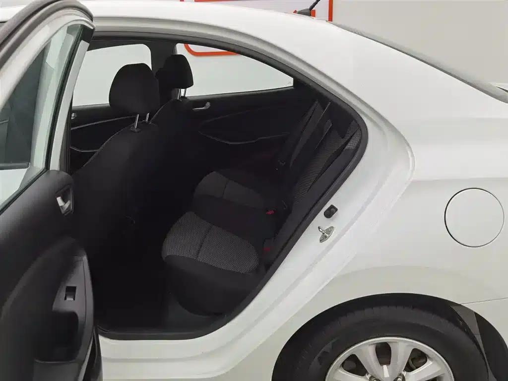 2017 Hyundai Reina 1.4L Manual Transmission with Sunroof (National V Emission Standard) — миниатюра 15