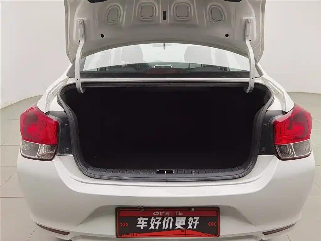 2017 Hyundai Reina 1.4L Manual Transmission with Sunroof (National V Emission Standard) — миниатюра 16