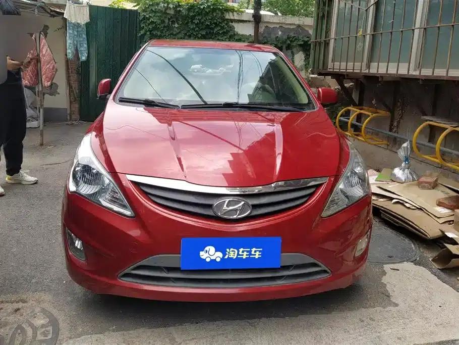 2010 Hyundai Reina Sedan 1.4L Automatic Fashion GT — миниатюра 2