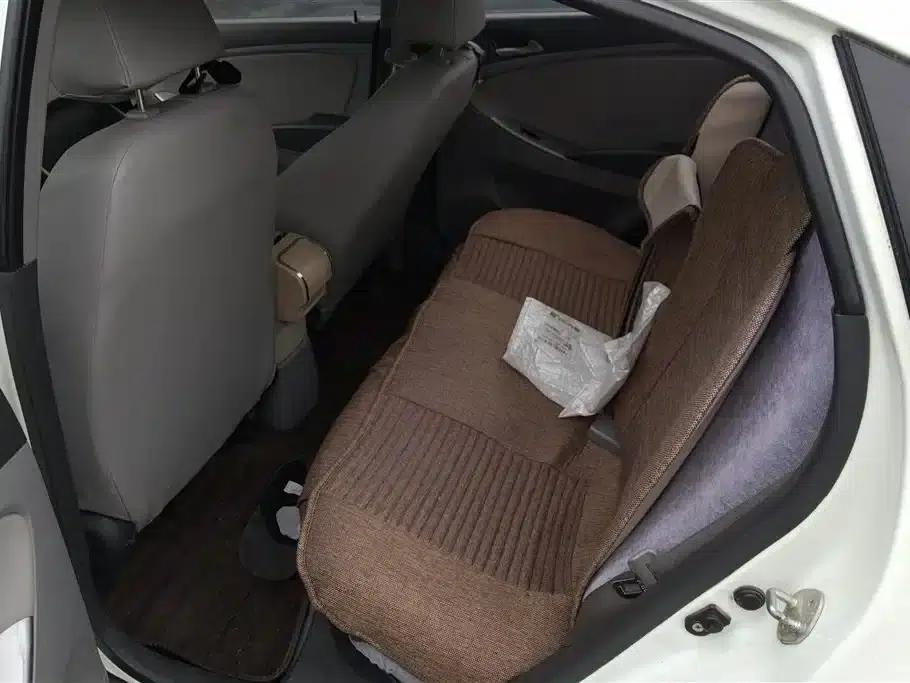 2016 Hyundai Reina 1.4L Manual Fashion GS — миниатюра 11