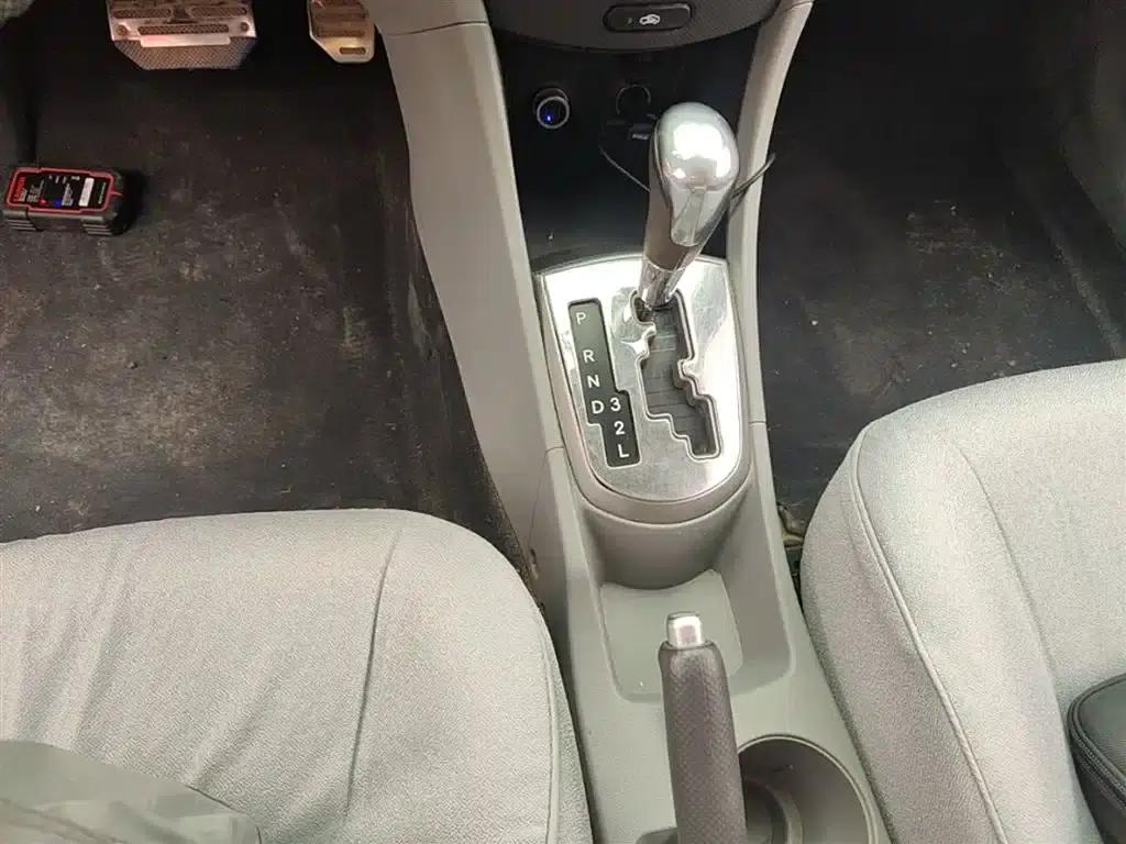 2016 Hyundai Reina 1.4L Automatic Intelligent GLS — миниатюра 14
