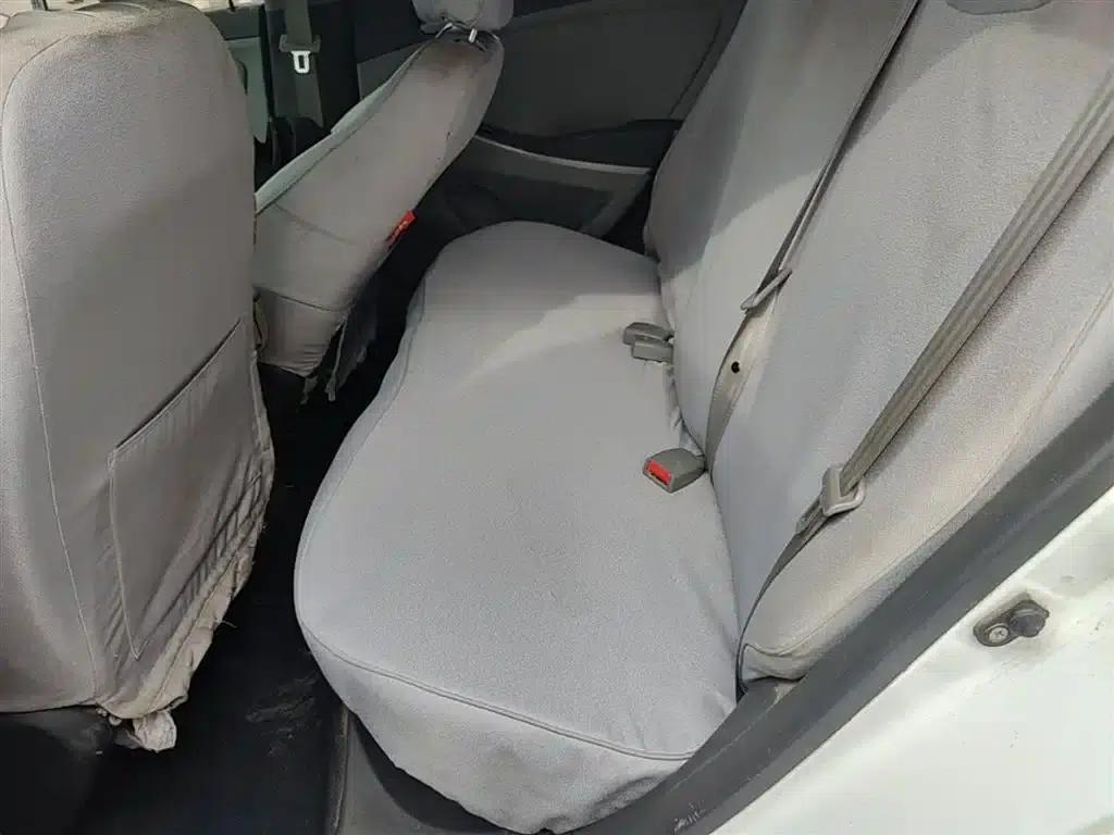 2016 Hyundai Reina 1.4L Automatic Intelligent GLS — миниатюра 17