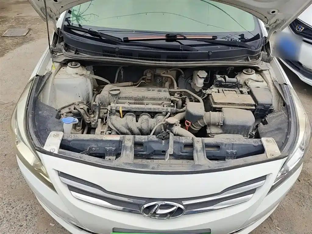 2016 Hyundai Reina 1.4L Automatic Intelligent GLS — миниатюра 20