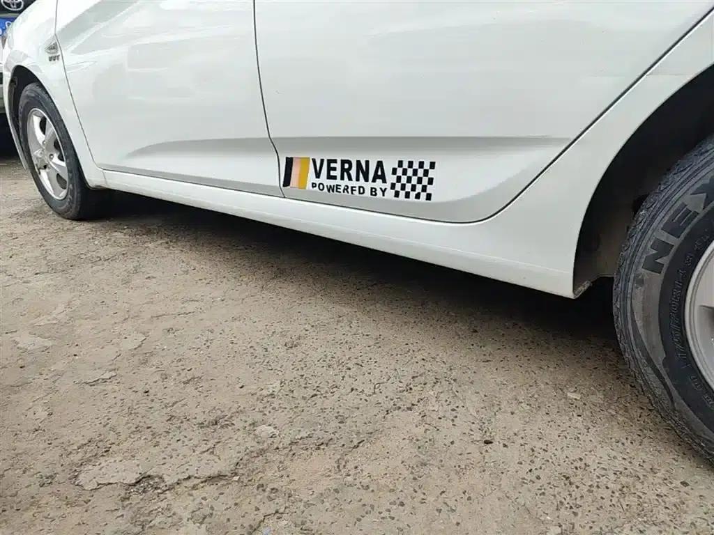 2016 Hyundai Reina 1.4L Automatic Intelligent GLS — миниатюра 22