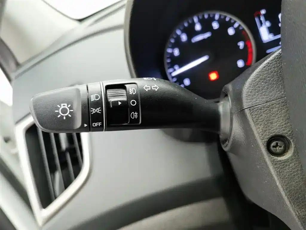 Beijing Hyundai ix25 2015 1.6L Automatic 2WD Smart GLS — миниатюра 21