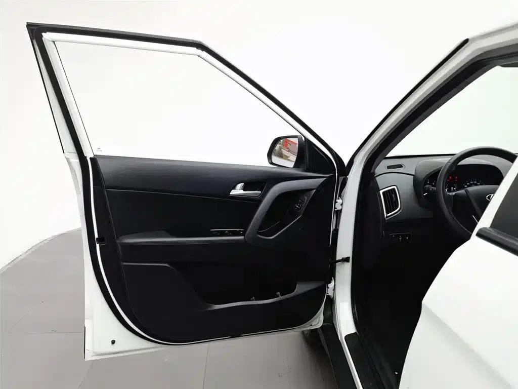 Beijing Hyundai ix25 2015 1.6L Automatic 2WD Smart GLS — миниатюра 8