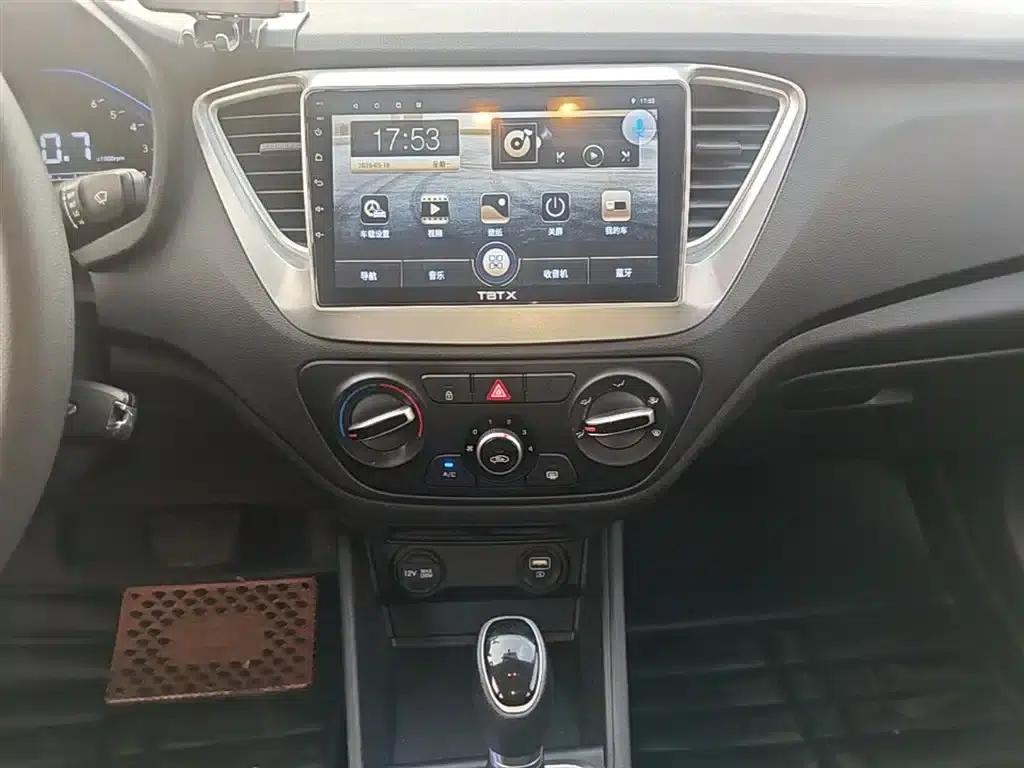 2020 Hyundai Verna 1.4L CVT GLS Cool Edition — миниатюра 13