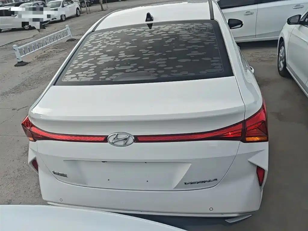 2020 Hyundai Verna 1.4L CVT GLS Cool Edition — миниатюра 6