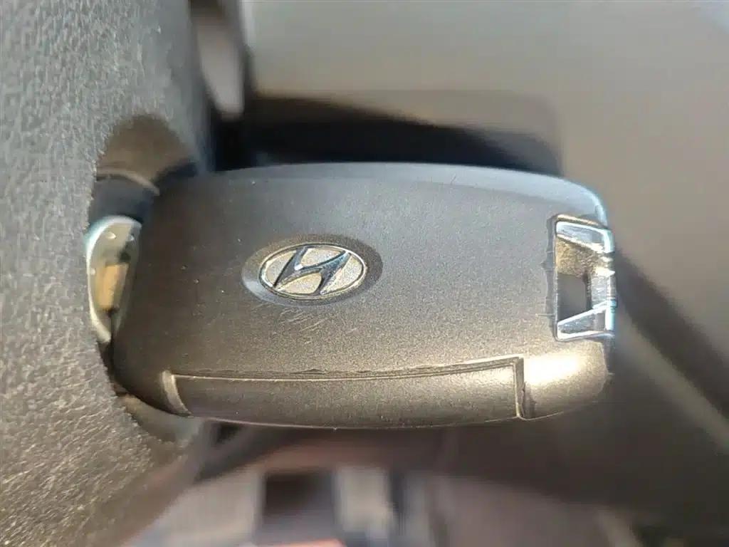 2020 Hyundai Verna 1.4L CVT GLS Cool Edition — миниатюра 9