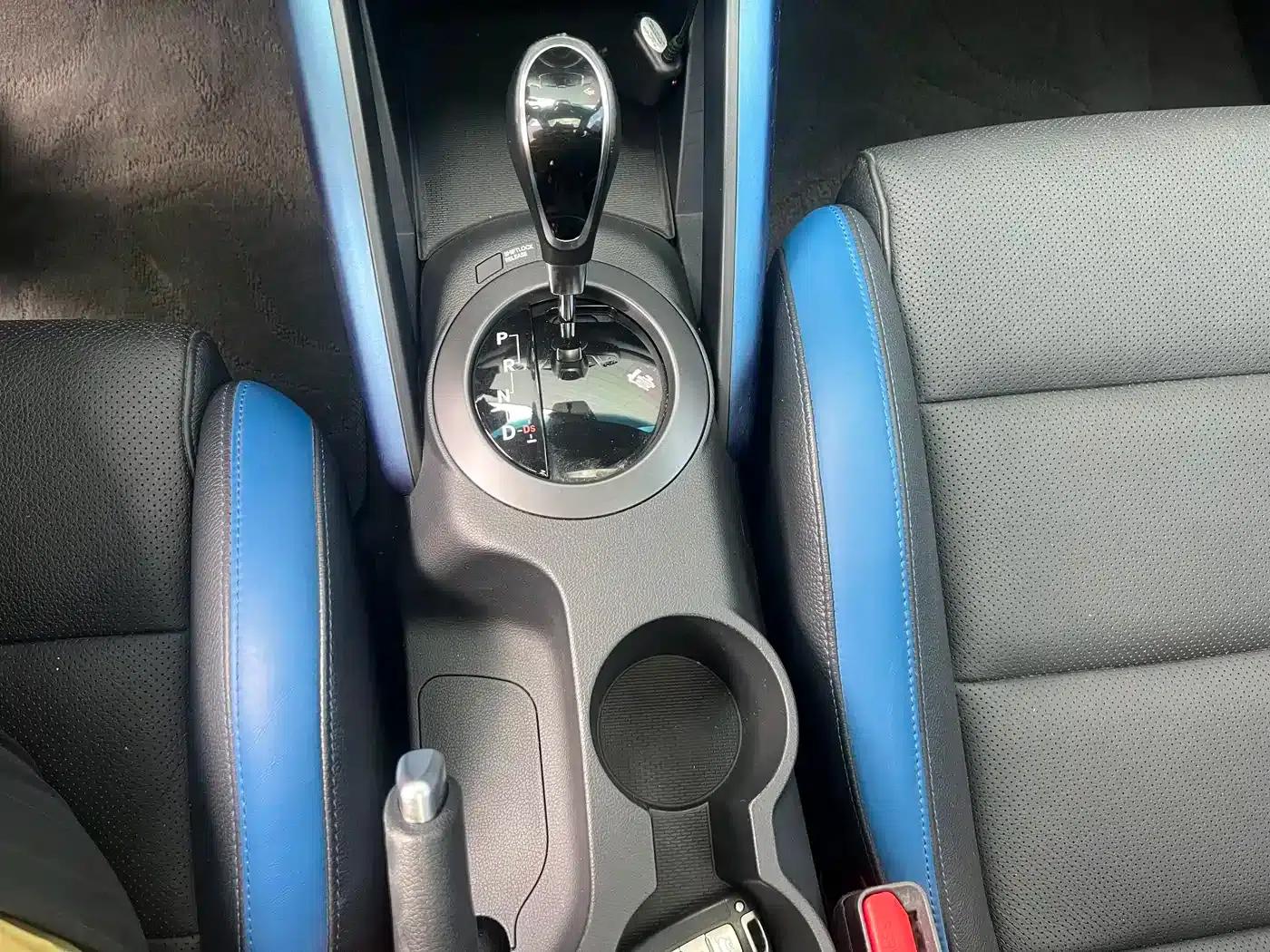 2015 Veloster 1.6T Automatic Luxury Edition — миниатюра 14