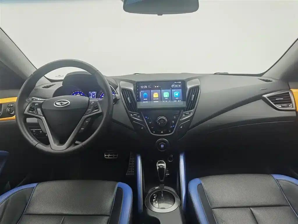 Veloster 2012 1.6T Automatic Luxury Edition — миниатюра 5