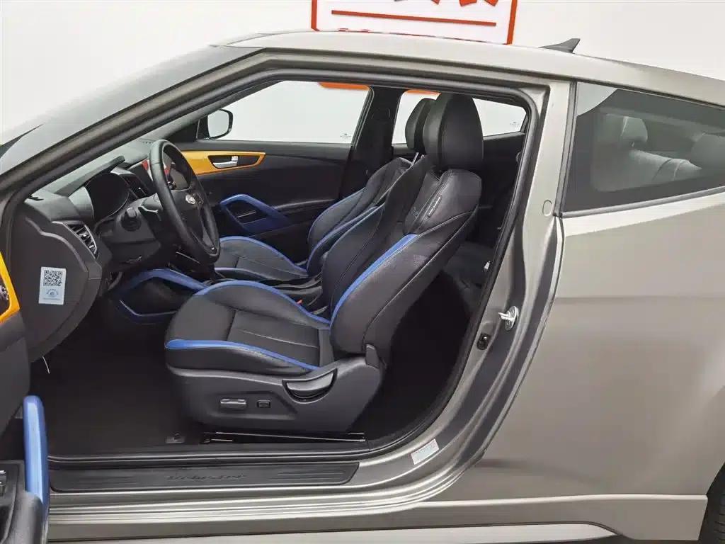 Veloster 2012 1.6T Automatic Luxury Edition — миниатюра 10