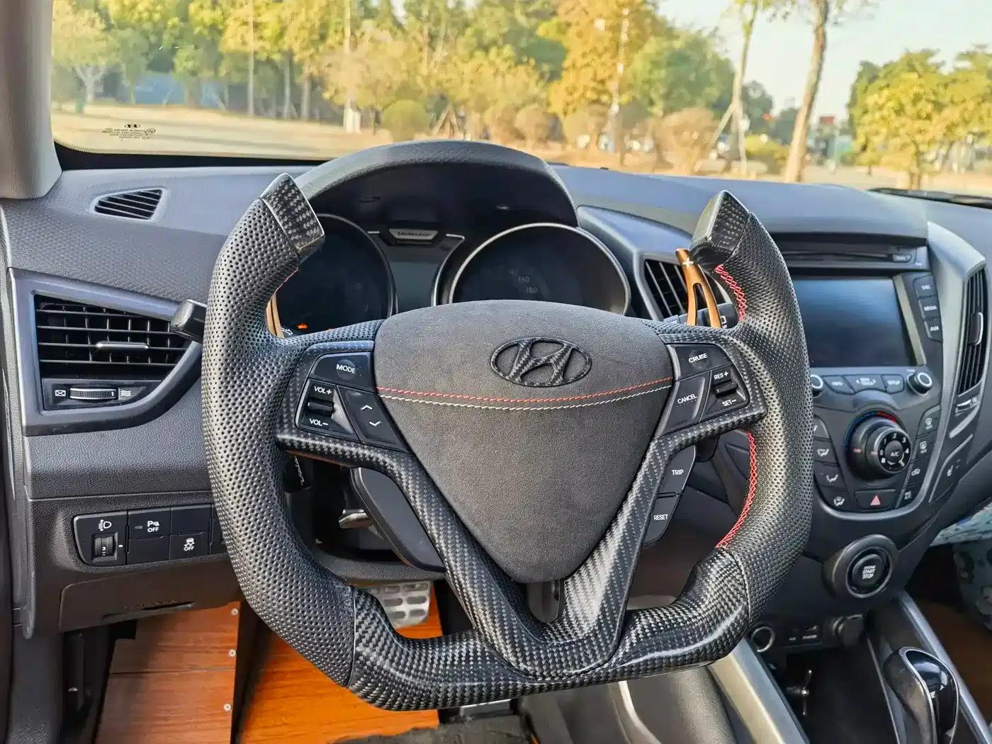 Veloster 2012 1.6T Automatic Luxury Edition — миниатюра 17