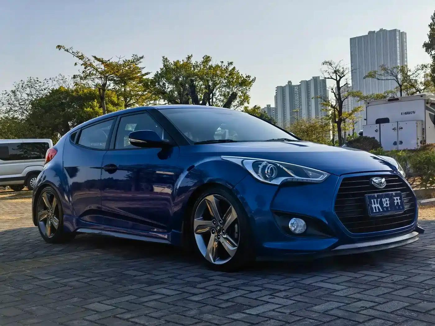 Veloster 2012 1.6T Automatic Luxury Edition — миниатюра 3