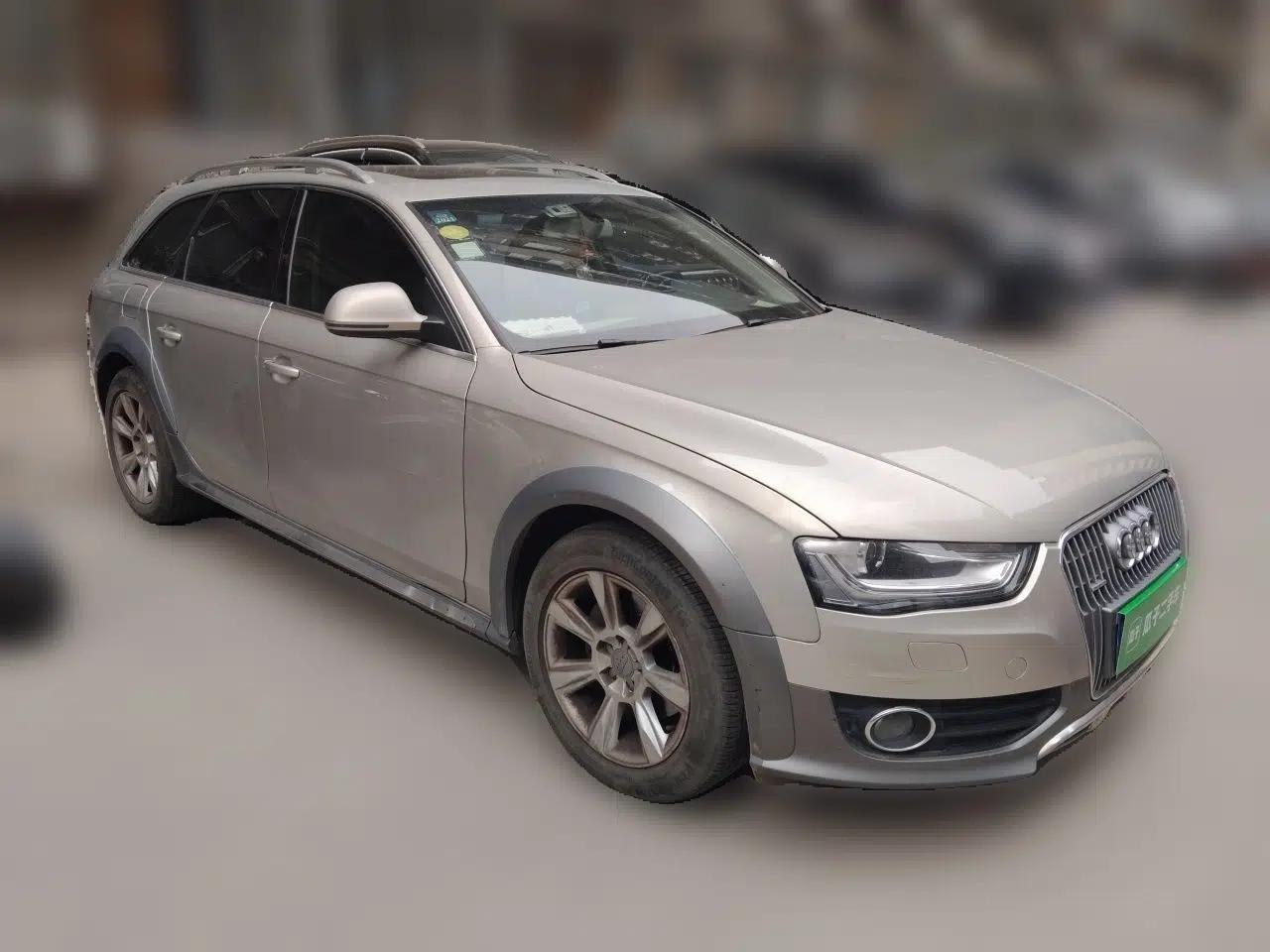 Audi A4 2013 40 TFSI allroad quattro Comfort model — миниатюра 3