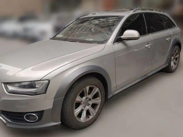 Audi A4 2013 40 TFSI allroad quattro Comfort model