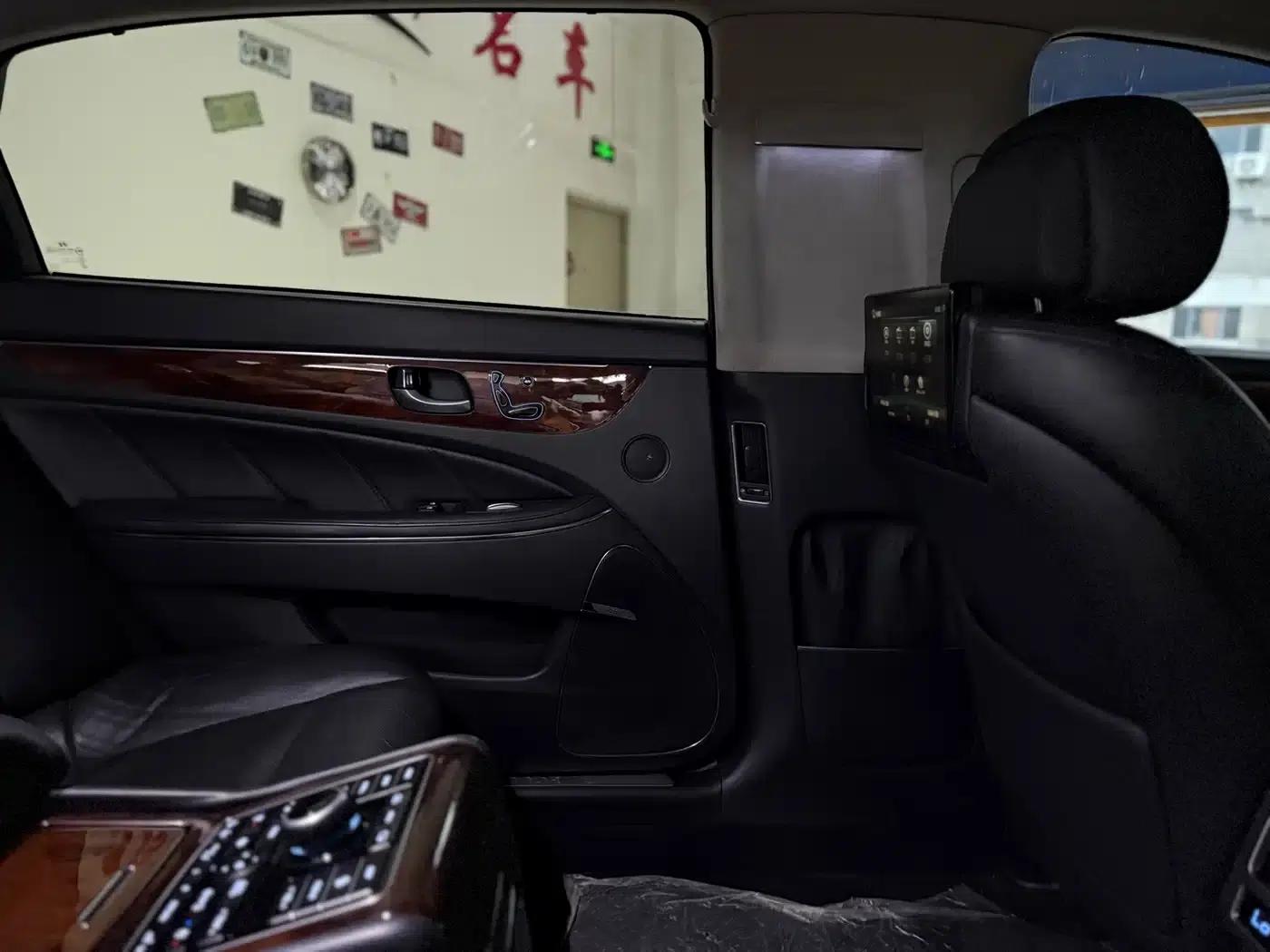 Equus 2014 3.8 GDi Extended Flagship Edition — миниатюра 11