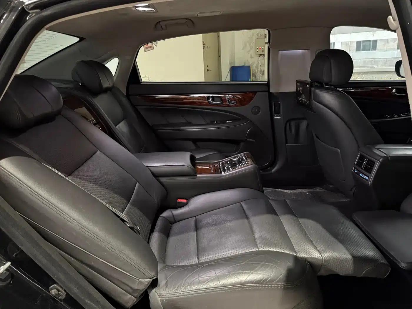 Equus 2014 3.8 GDi Extended Flagship Edition — миниатюра 22