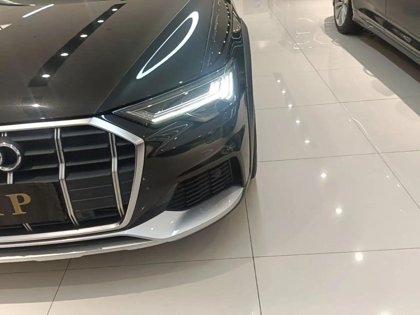 Audi A6 2021 allroad quattro Explorer 55 TFSI Prestige Off-Road Model — миниатюра 9